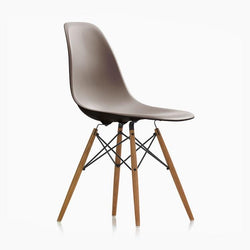 Eames Plastic Side Chair